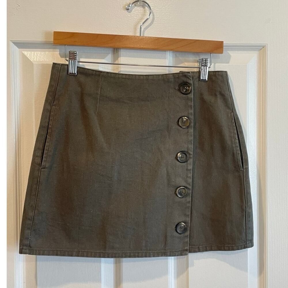 Chloe & Katie Olive Green Button-Front Cotton Mini Skirt – Size Medium